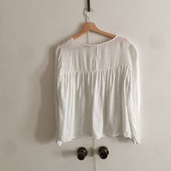 Crimson In Grace White Soft Blouse.--CA5 - Picture 5 of 16